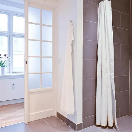 Sanders Tower - Dreamy Two-bedroom In Charming 公寓 *