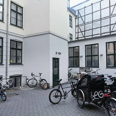 Sanders Tower - Dreamy Two-bedroom In Charming 公寓
